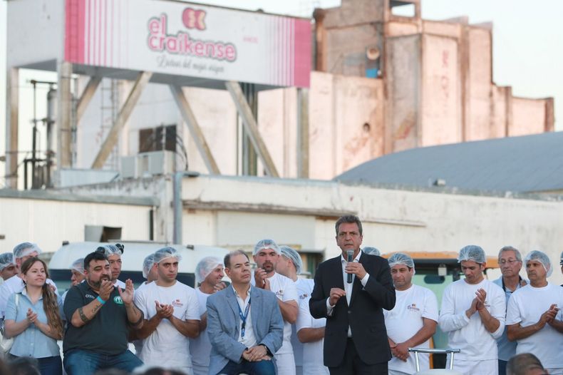 El candidato presidencial de Unión por la Patria, Sergio Massa, mantuvo un encuentro con cooperativistas agroindustriales de Córdoba.