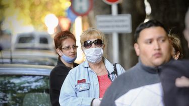 Hoy cobran los jubilados con haberes inferiores a $ 20.374 y con DNI finalizado en 1
