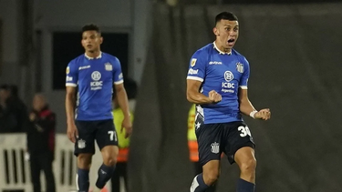 Un gol inolvidable del ex Lobo, Ulises Ortegoza.