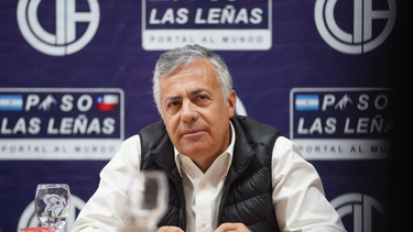 El gobernador electo Alfredo Cornejo brindó una entrevista televisiva y se refirió a las propuestas de Javier Milei, presidente electo.