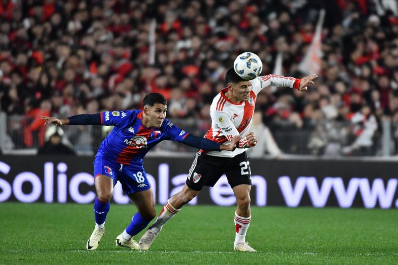 El fútbol del El Club Atlético River Plate cantó victoria.