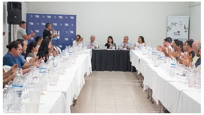 Jornadas técnica de vinos en Tunuyán. Jornadas técnica de vinos en Tunuyán.