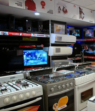 La UIA le pedirá al ministro de Economía medidas para reactivar el crédito al consumo y estimular la demanda interna. La UIA le pedirá al ministro de Economía medidas para reactivar el crédito al consumo y estimular la demanda interna.