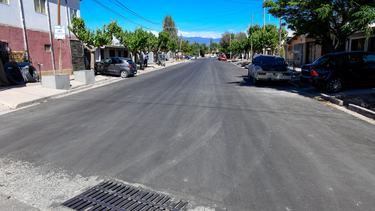 La Municipalidad de Guaymallén repavimentó una calle en Jesús Nazareno.