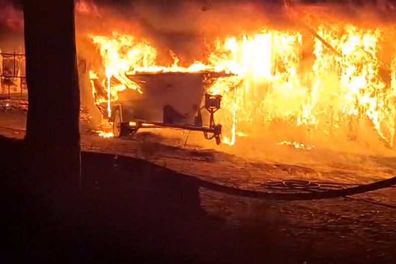 Tremendo incendio en un camping de El Carrizal.&nbsp;