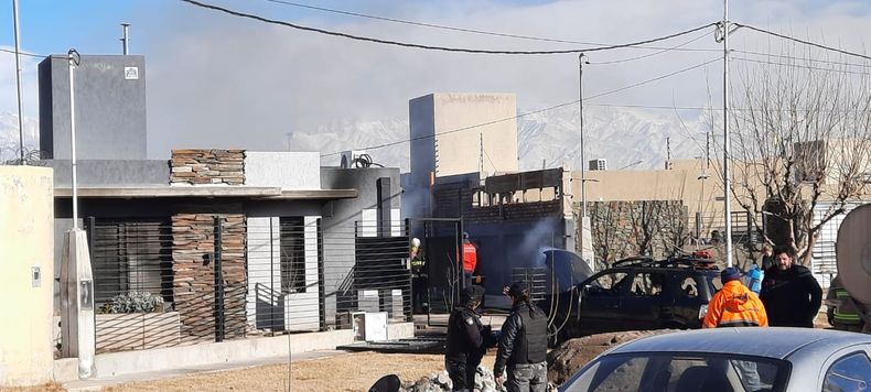Incendio Calle Alem Sur de Tunuyán