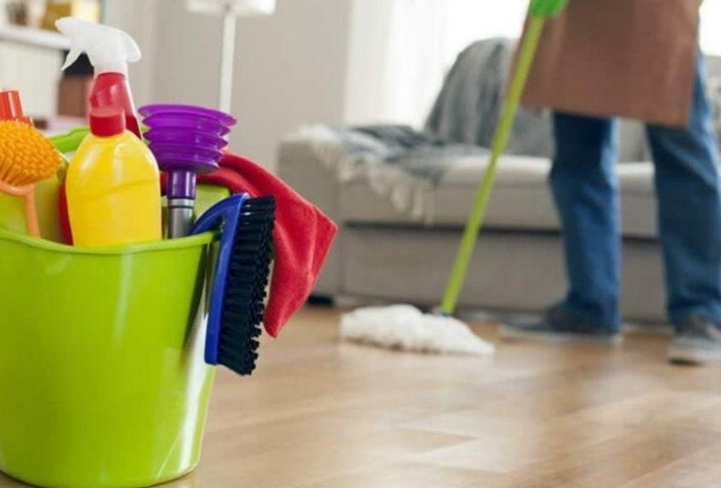 Empleadas dom&eacute;sticas exigieron mejores condiciones laborales.