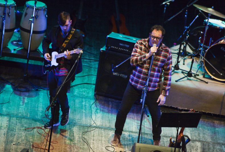 leandro Lacerna festeja el aniversario de su disco último Reset, teatro independencia