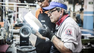 Sitio Andino | industria, trabajo, empleo, actividad industrial, uia, union industrial, economia