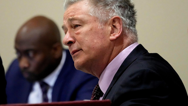 Alec Baldwin no puede ni ver Rust, la película en la que ocurrió el accidente fatal