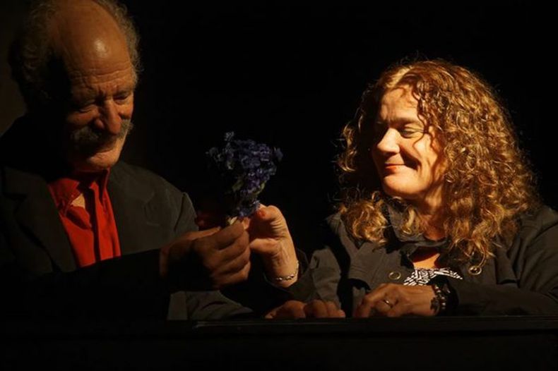 Ernesto Suárez y Sandra Viggiani llegan al Independencia para presentar Hablemos de la pareja.