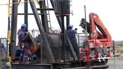 YPF llegó a un acuerdo con el sindicato de petroleros privados y se evitó el paro