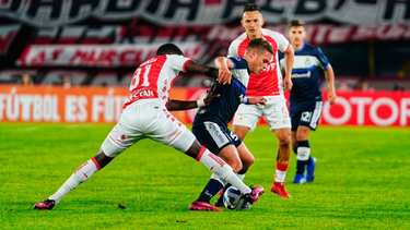 El Club de Gimnasia y Esgrima La Plata se quedó sin nada.