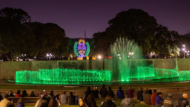 Homenaje a Felipe Staiti en Plaza Independencia.