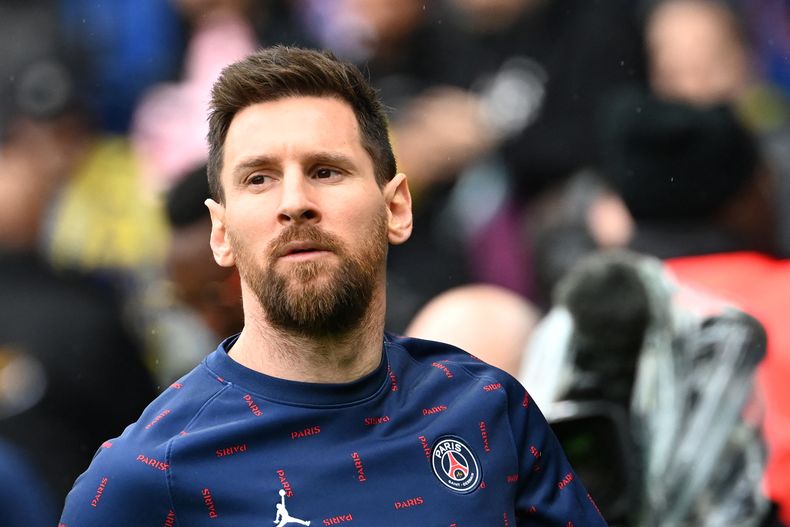 El PSG confirmó que Messi no seguirá en el club.