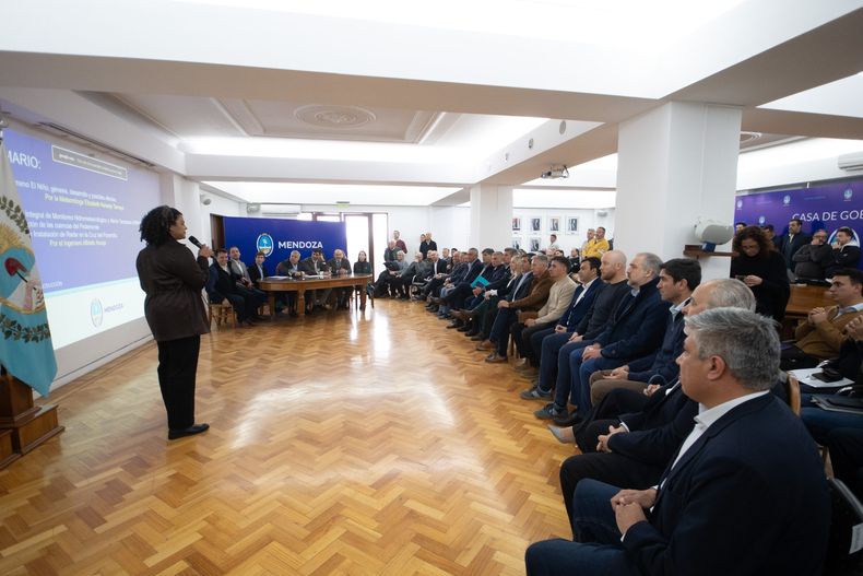 Los intendentes se mostraron satisfechos frente al plan de contingencias del Gobierno.