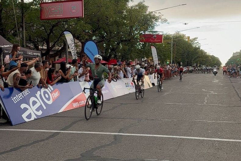Desde Chivilcoy llegó el flamente ganador del día en la Vuelta de Mendoza en el sur.