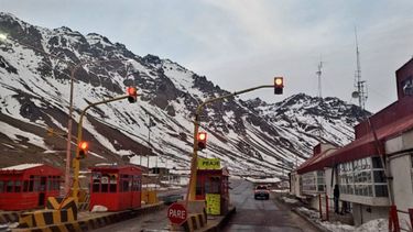 Paso Los Libertadores hoy: estado, horario y demoras para este 23 de marzo. Paso Los Libertadores hoy: estado, horario y demoras para este 23 de marzo.