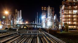 Crecerá 5% la producción de naftas y gasoil