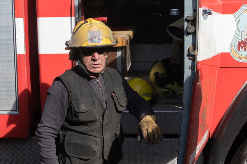 San Carlos: un incendio causó daños en un depósito textil.