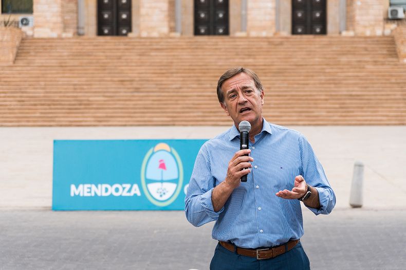 Rodolfo Suarez habló de la interna de Cambia Mendoza.