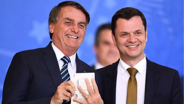 Detienen a exministro de Jair Bolsonaro en Brasilia.