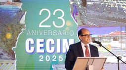 Dalmiro Barbeito, presidene de CECIM durante su discurso