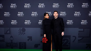 La carísima cartera que usó Antonela Roccuzzo en los FIFA The Best.