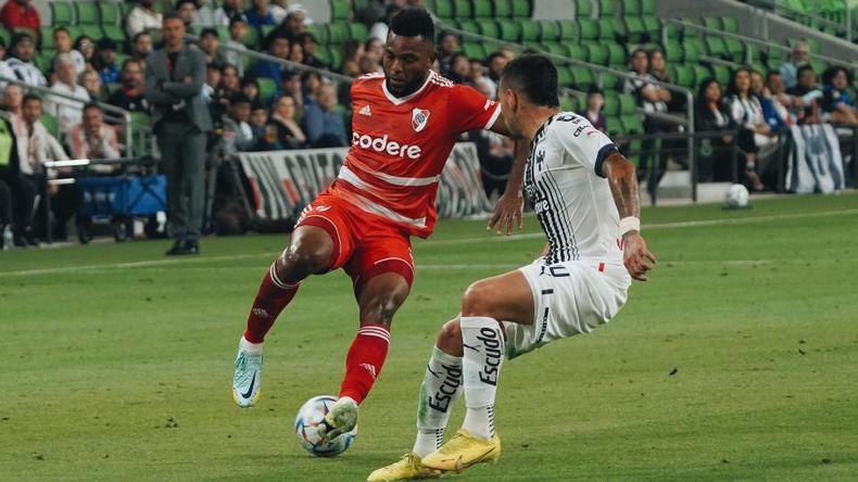 River venció a Monterrey de México en el inicio de su gira.