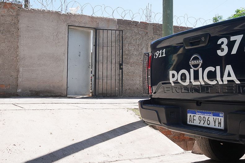 La vivienda de Daniel Ríos en El Algarrobal, Las Heras.