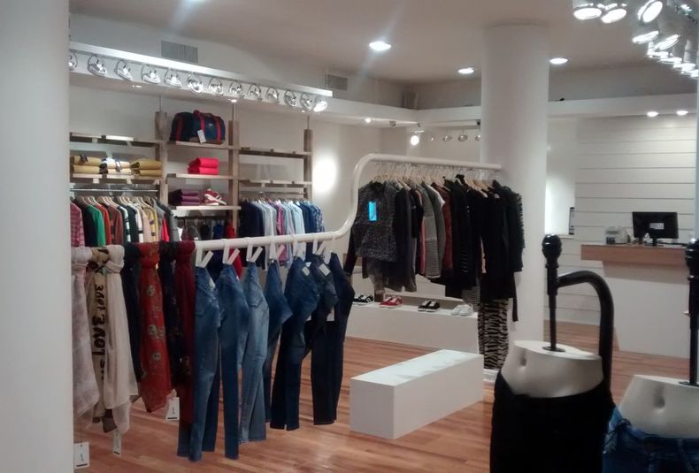 This Week comercios comercio ropa consumo