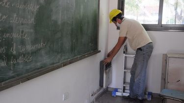 Trabajos en gas previo al inicio del ciclo lectivo -archivo-