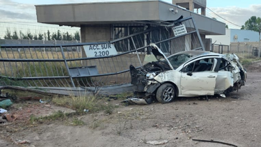 Rodado volcó en Luján de Cuyo y el conductor dio positivo en alcoholemia.