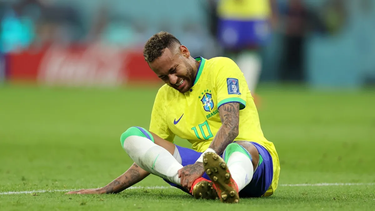 El fútbol de Ney comienza a dar sus últimos pasos. El fútbol de Ney comienza a dar sus últimos pasos.