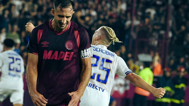 Boca enfrenta a Lanús en La Fortaleza con la obligación de volver a ganar. Boca enfrenta a Lanús en La Fortaleza con la obligación de volver a ganar.