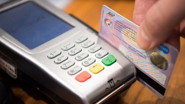 Ya no será necesario firmar cupones al pagar con tarjetas de crédito o débito