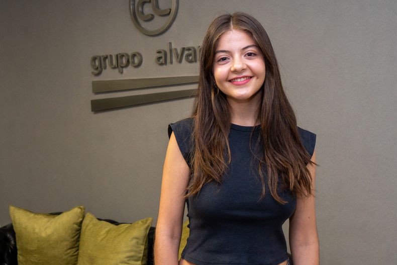 Aitana tiene 19 años y fue seleccionada por la NASA para planear una misión a Marte