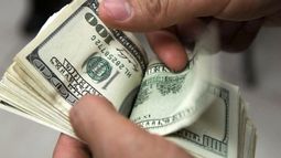 Los ahorristas deberán presentar una declaración jurada para comprar dólares