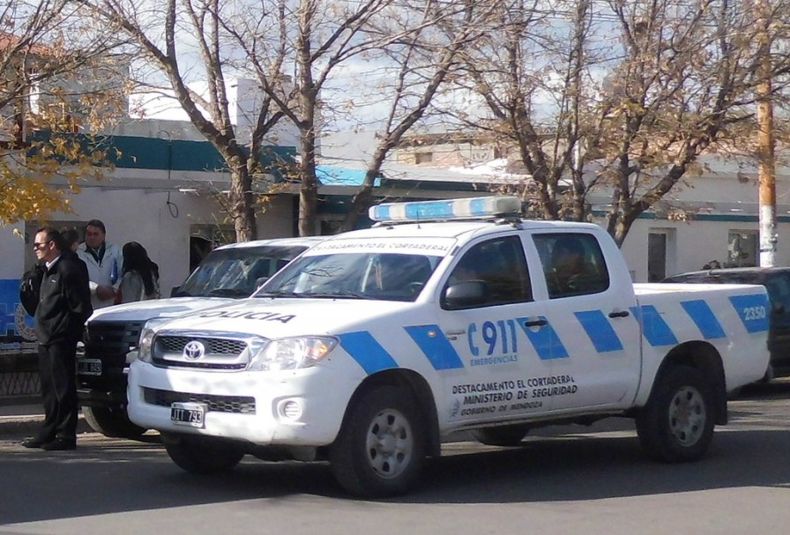 MOVIL POLICIAL