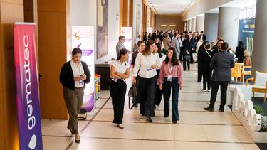 Leucemia: médicos profundizan en Mendoza sobre tratamientos que superan a la quimioterapia. Leucemia: médicos profundizan en Mendoza sobre tratamientos que superan a la quimioterapia.