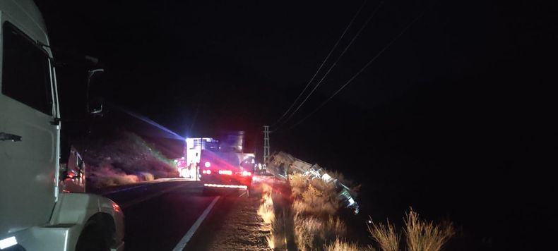 La ruta 7, en Alta Montaña, fue cortada por algunos minutos mientras asistían al herido. 