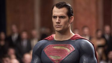¿Henry Cavill deja Superman para protagonizar una serie?