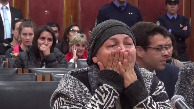 Claudia Cortez fue absuelta del homicidio de su marido al entender que se defendió de un caso de violencia de género. Claudia Cortez fue absuelta del homicidio de su marido al entender que se defendió de un caso de violencia de género.