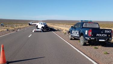 Accidente a dos kilómetros de El Sosneado (Foto gentileza Policía de Mendoza).