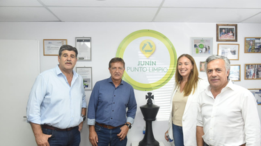 Suarez y Cornejo se reunieron con María Eugenia Vidal