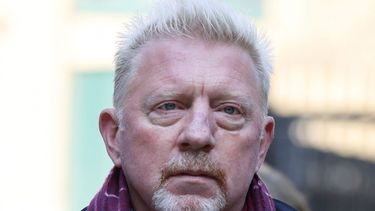condenaron a dos anos y medio de carcel al ex tenista boris becker
