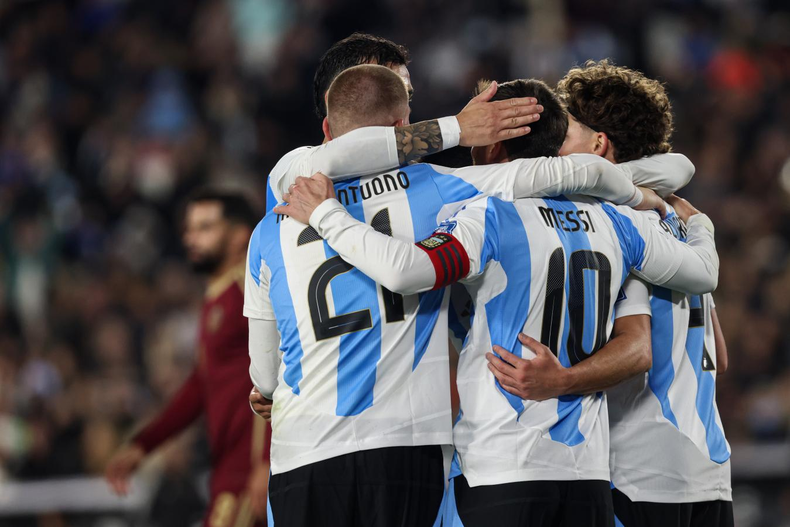 La aerolínea de bandera activó un operativo especial para facilitar el viaje de los argentinos al Copa Mundial de la FIFA 2026.