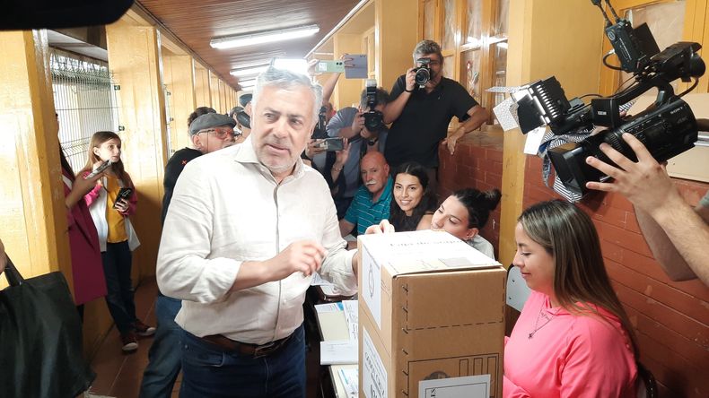 El ex intendente de Godoy Cruz pidió un urgente cambio de mando. El ex intendente de Godoy Cruz pidió un urgente cambio de mando.