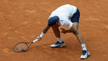Tomás Etcheverry y Cerúndolo no pudieron en sus cruces y Argentina se quedó sin representantes en Madrid. Tomás Etcheverry y Cerúndolo no pudieron en sus cruces y Argentina se quedó sin representantes en Madrid.