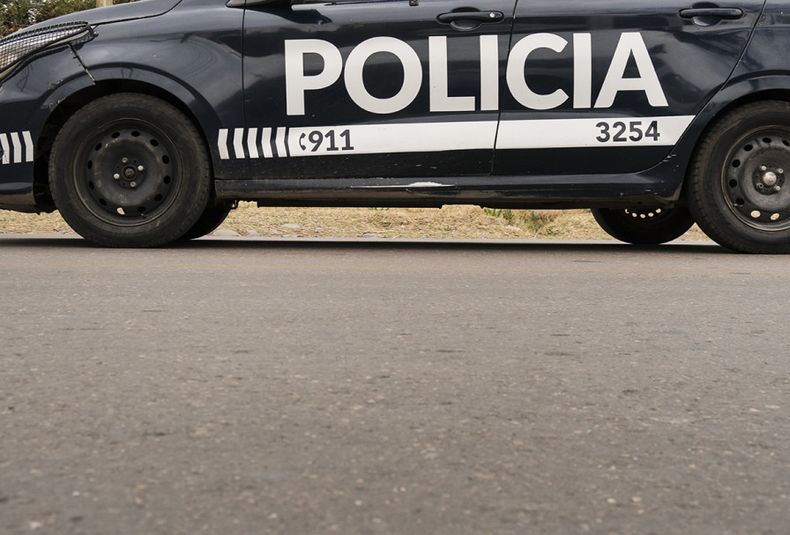 policia, movil policial, operativo, seguridad